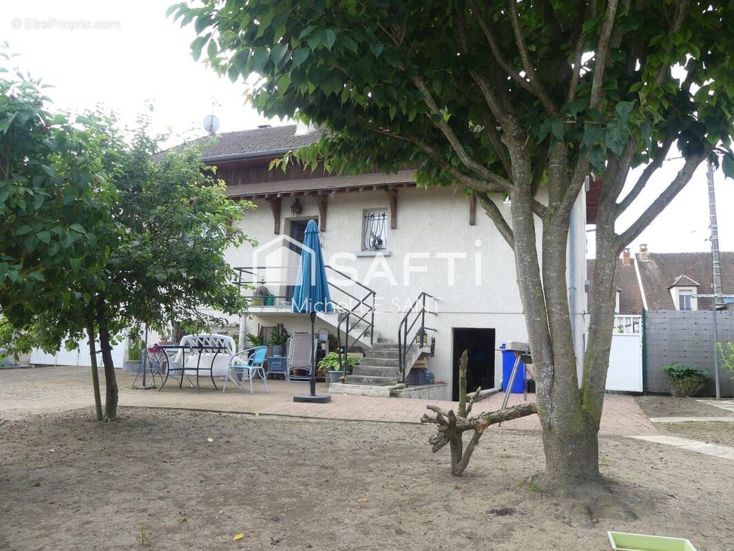 Photo 1 - Maison à CLERMONT