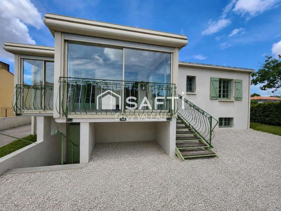 Maison 123 m² à Bournezeau  - photo 3