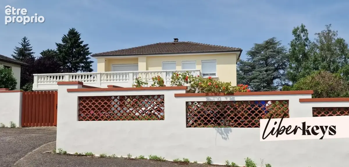 Maison familiale 278 m² avec jardin arboré, piscine, véranda, stationnements – Calme absolu - photo 14