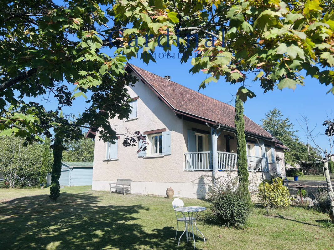 Maison à COURSAC