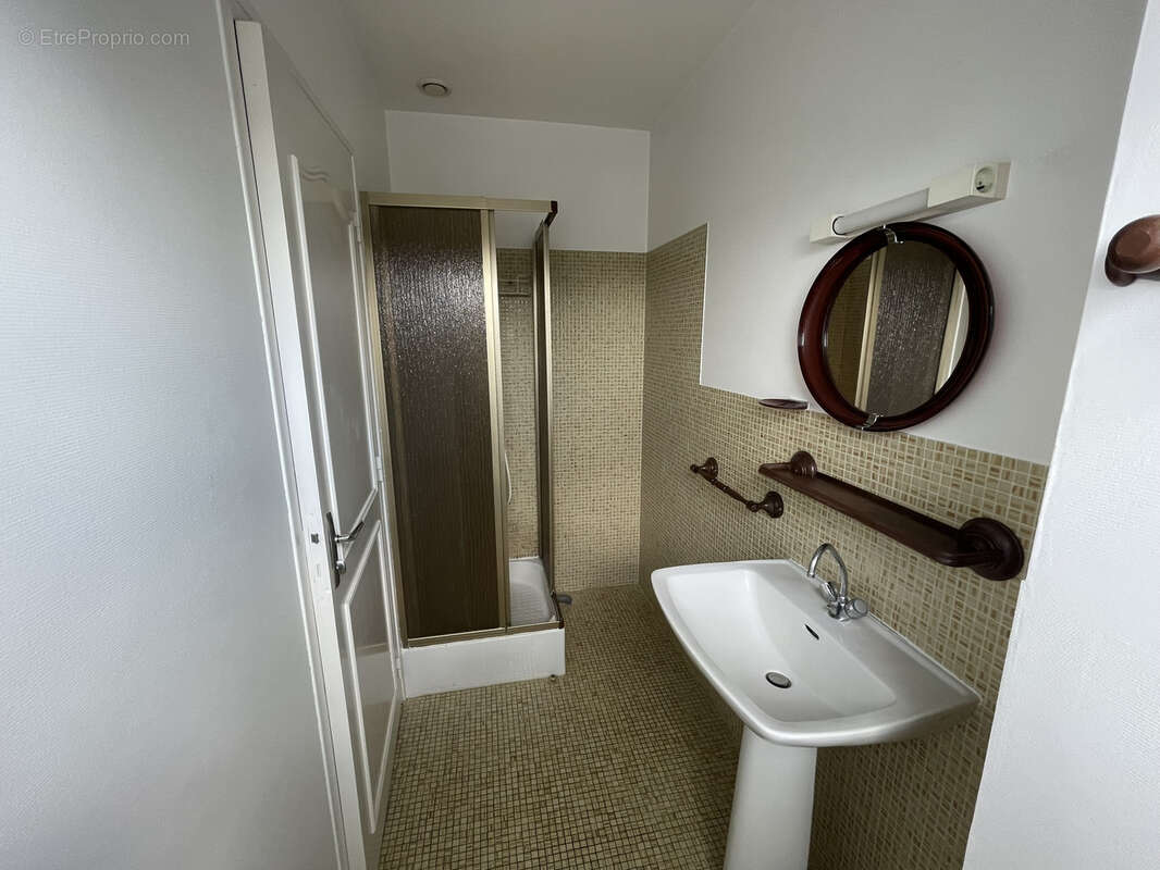 Maison à SAINT-HILAIRE-DU-HARCOUET