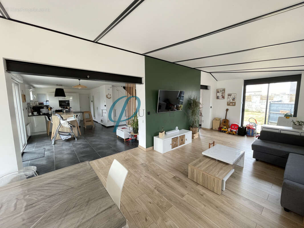 Maison 6 pièces 146 m2 - photo 3