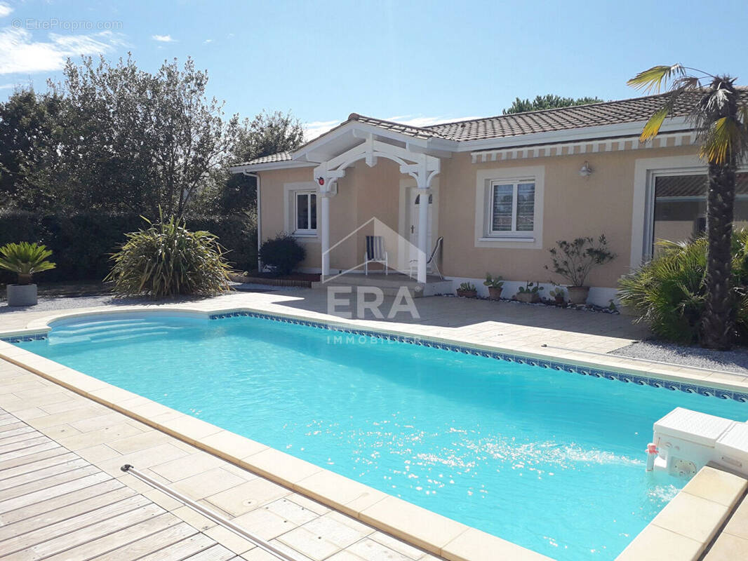 Photo Maison à Gujan-Mestras au prix de 699 000€