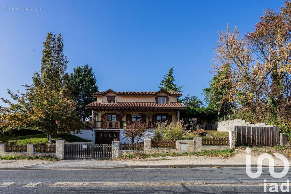 Photo 1 - Maison à LA SAUVE