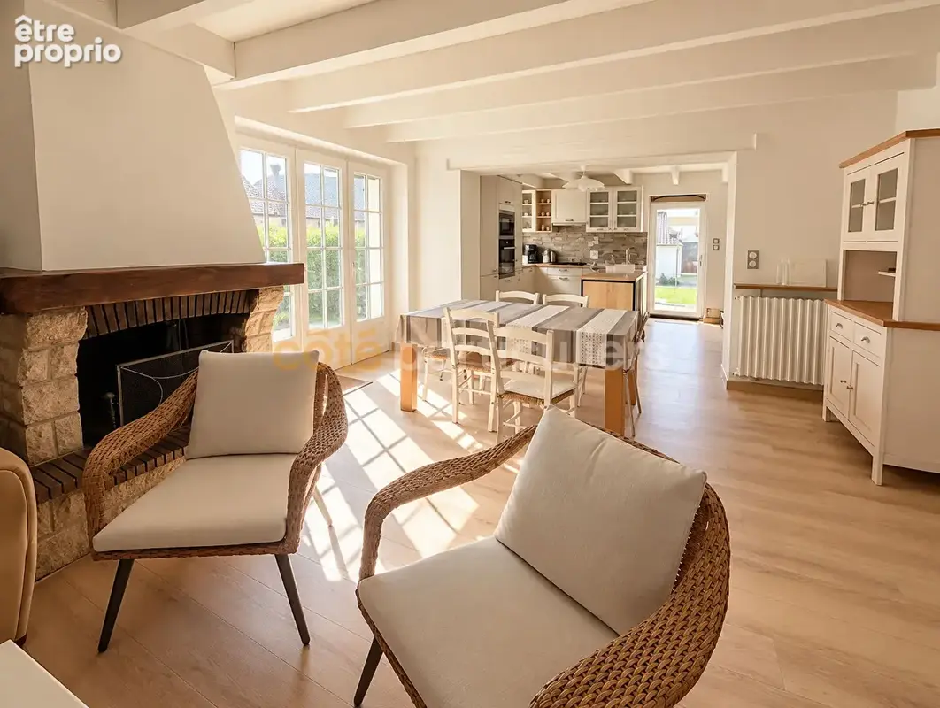 TRIAIZE Maison 4 chambres - photo 2