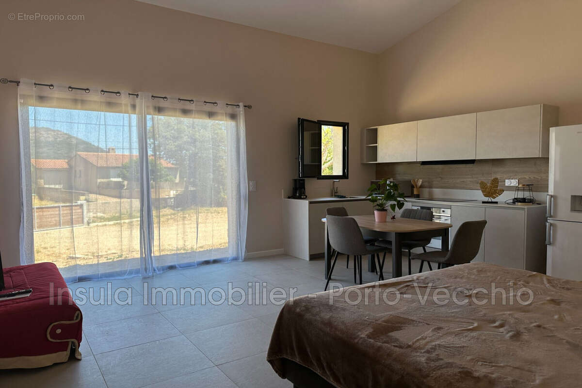 Maison 263 m² à Porto-Vecchio  - photo 9
