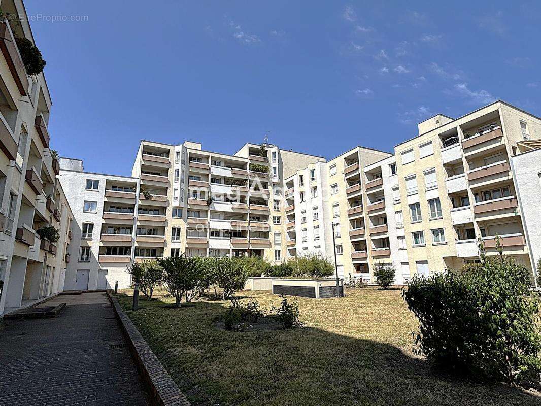 Appartement à DEUIL-LA-BARRE