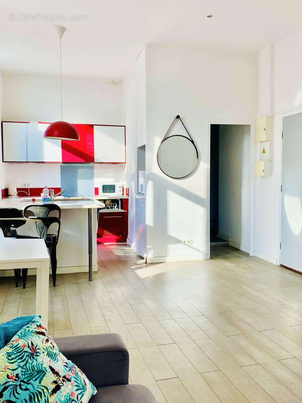 Appartement à MARSEILLE-2E
