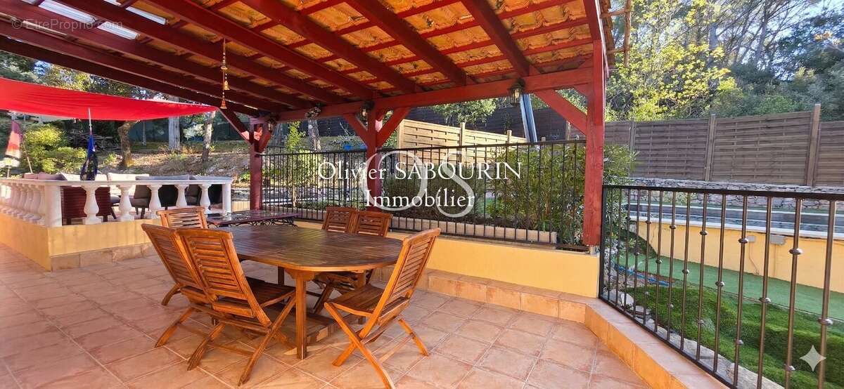 Maison à TRANS-EN-PROVENCE