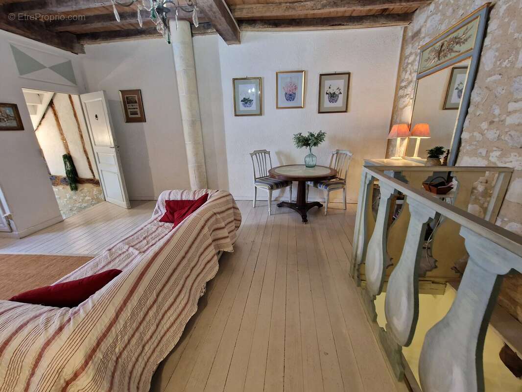 Appartement à MONFLANQUIN
