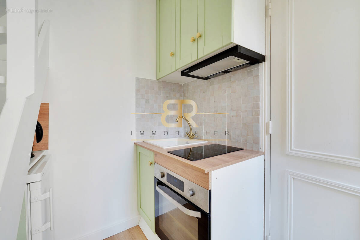 Appartement à PARIS-3E