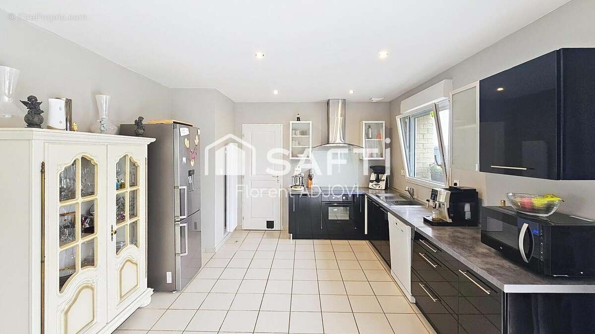 Maison 89 m² à Arneke  - photo 5