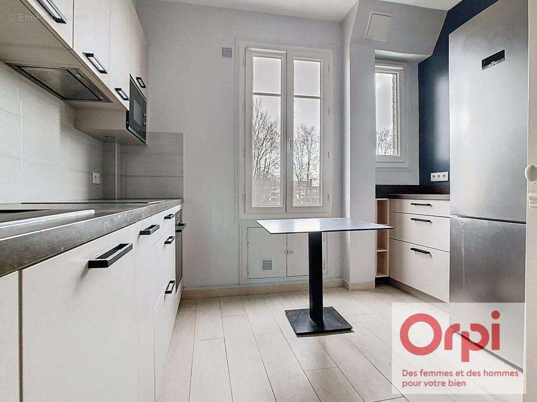 Appartement à ISSY-LES-MOULINEAUX