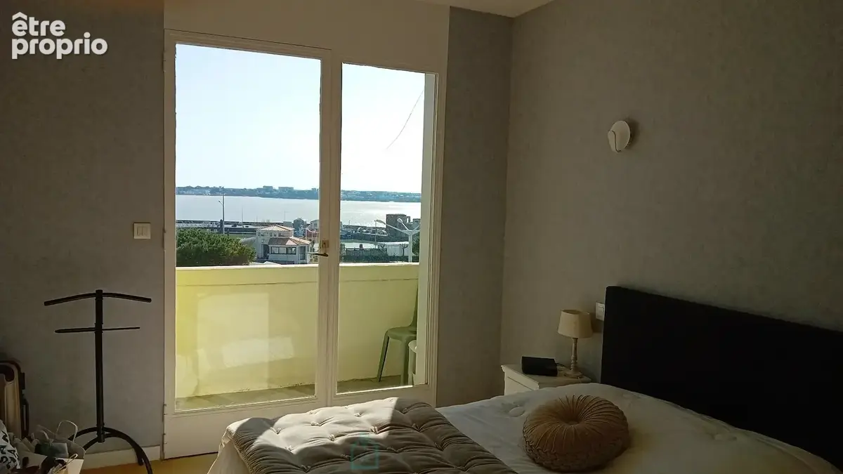 Royan Situation exeptionnelle double vue mer pour cet appartement 2 chambres - photo 13