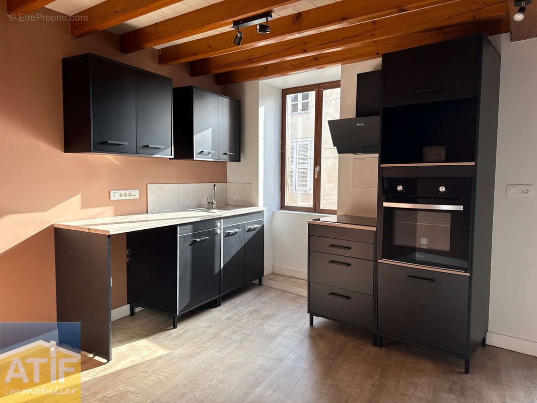 Maison à SAINT-GERMAIN-LAVAL
