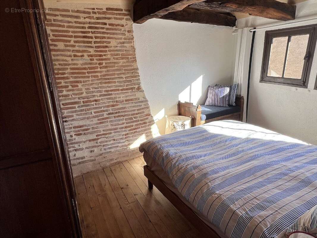 Figeac, charmante maison rénovée en centre ville - photo 9