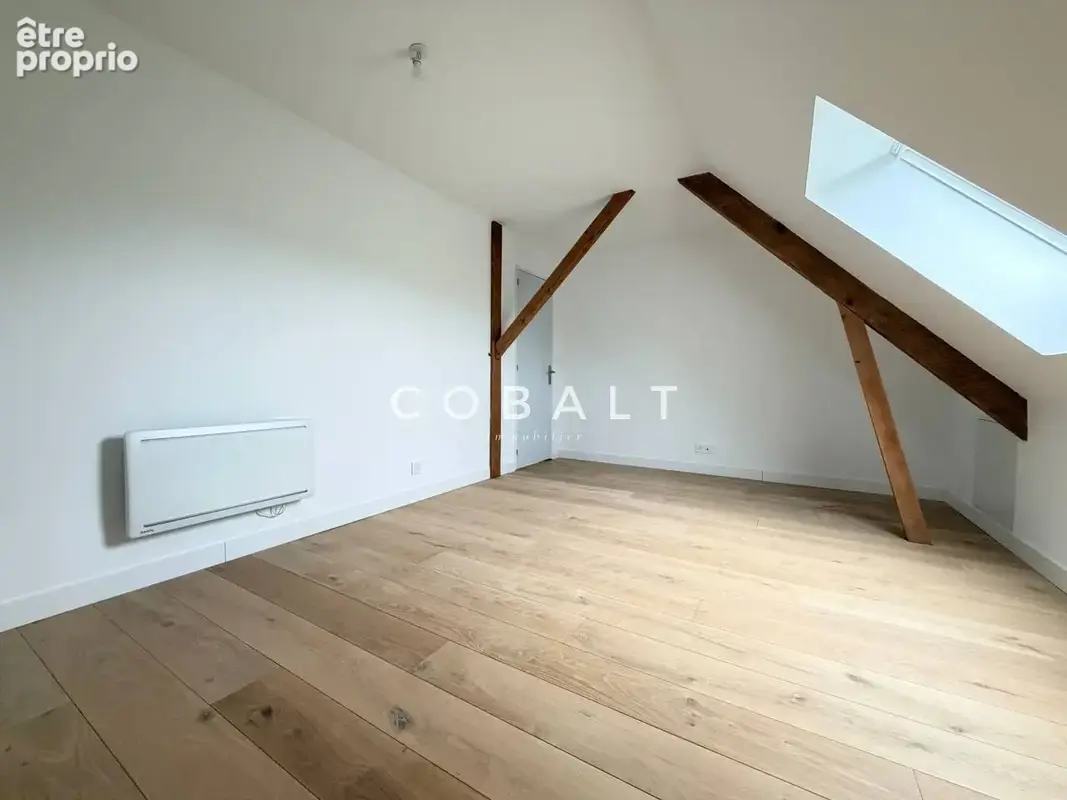 Maison familiale rénovée aux volumes généreux dans un cadre paisible. - photo 15
