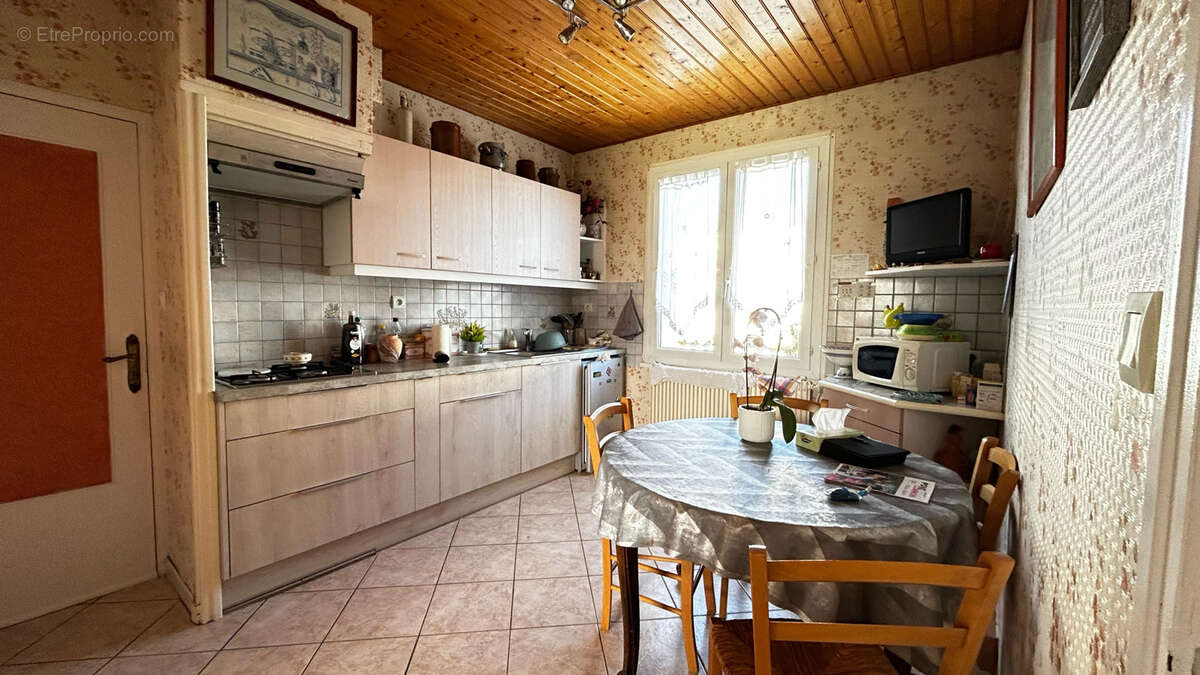 Maison à DOMPIERRE-SUR-MER