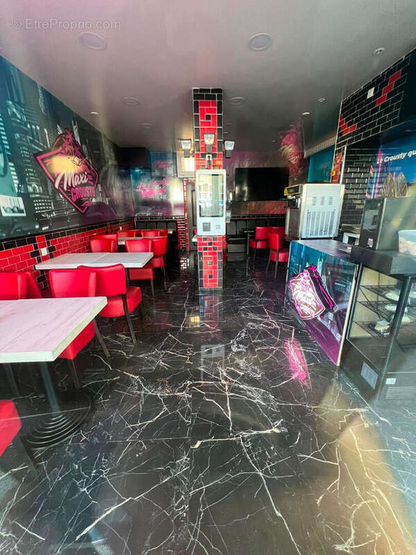 Murs de restaurant 50 m²  265000 loue - photo 3
