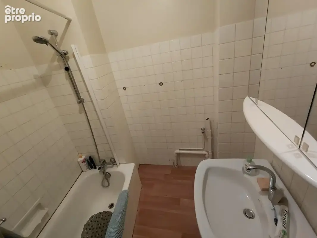 Appartement 52 m² en hyper centre ville de challans ! - photo 5