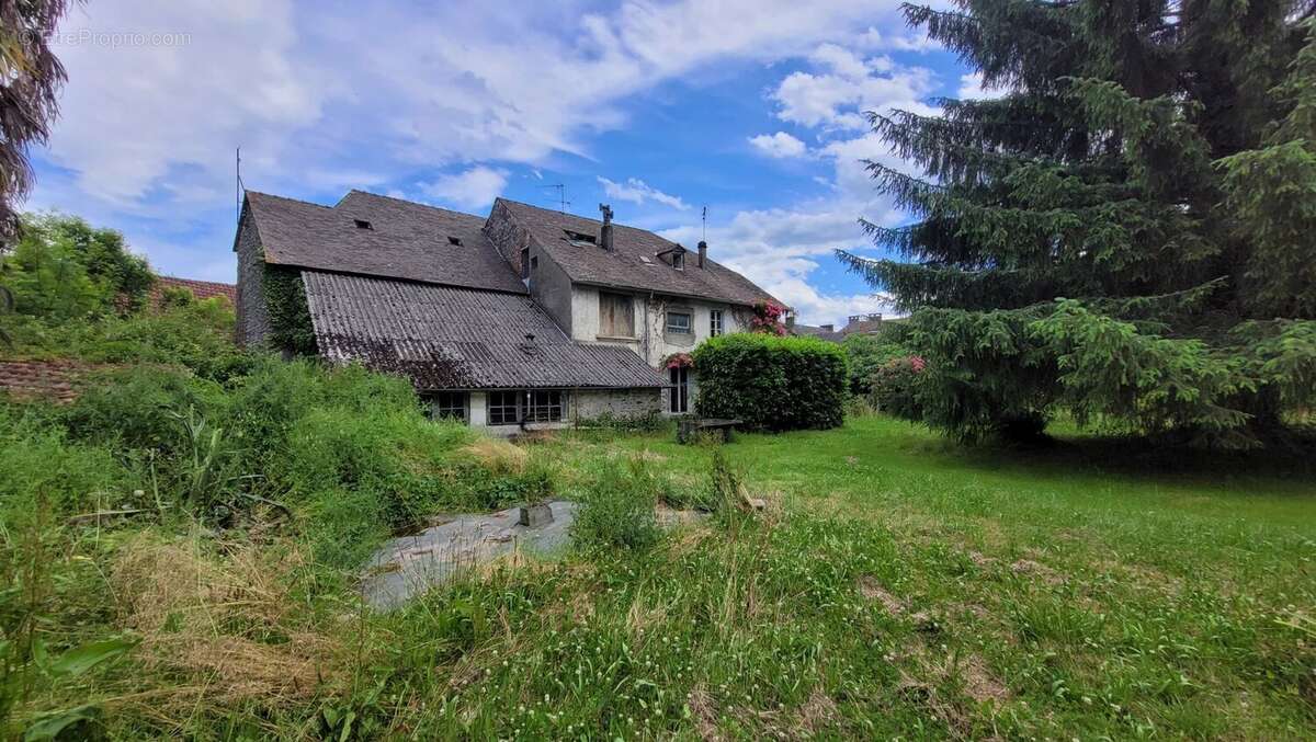 Appartement à LESTELLE-BETHARRAM