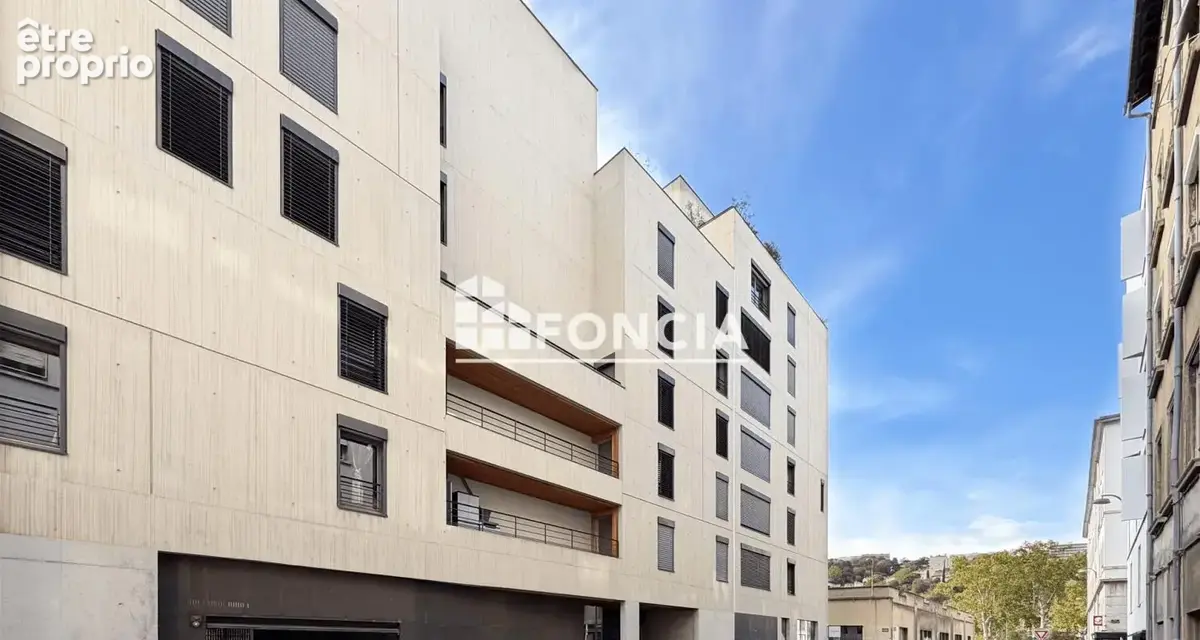 LYON 2, avec vue sur la Saône, T3 avec terrasse et garage - photo 6