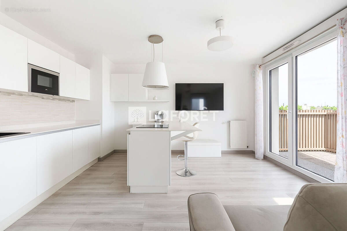 Appartement à NANTERRE