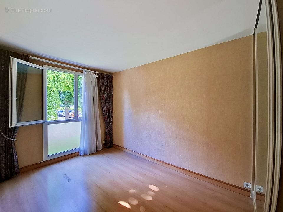 Appartement à CACHAN