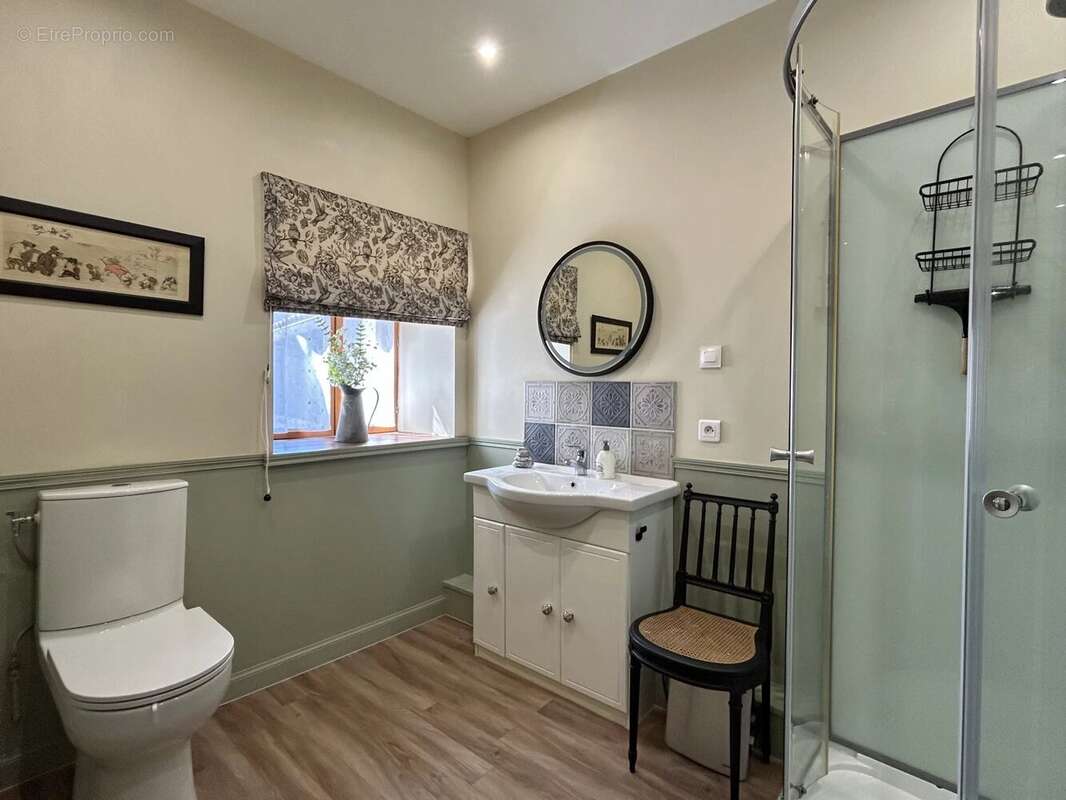 Maison à NANTEUIL-EN-VALLEE