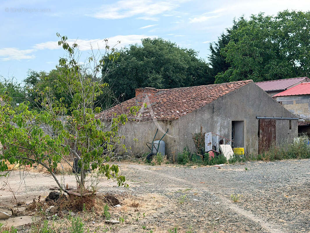Maison à VIHIERS