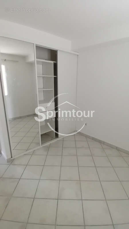 Appartement à BAIE-MAHAULT