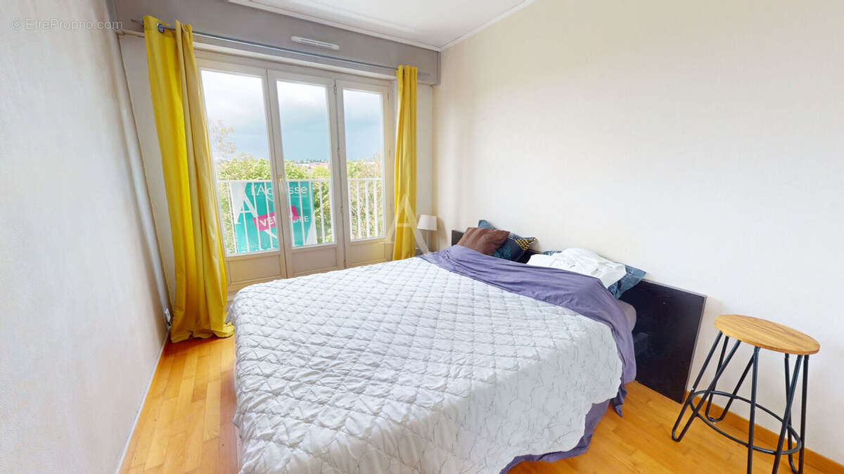 Appartement à CHILLY-MAZARIN