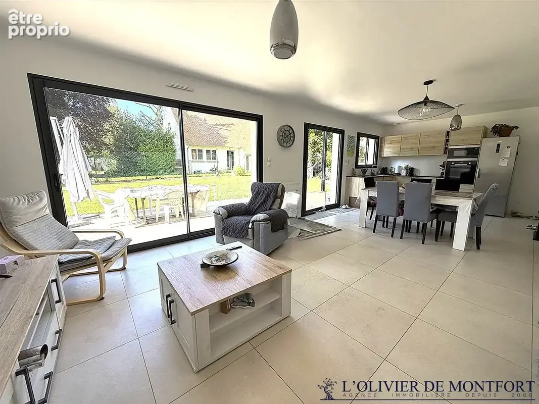 Maison individuelle de 6 pièce(s) d'environ 160 m² au sol - photo 3
