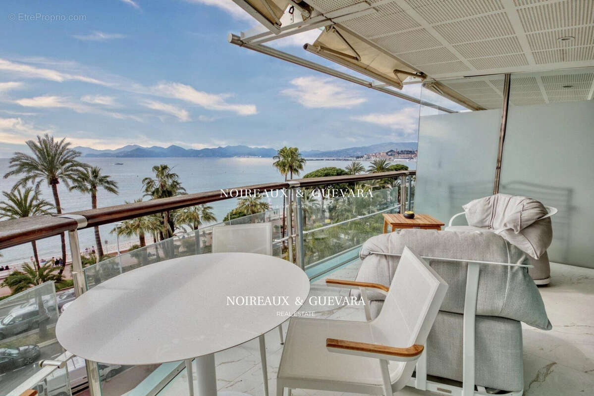 Appartement à CANNES