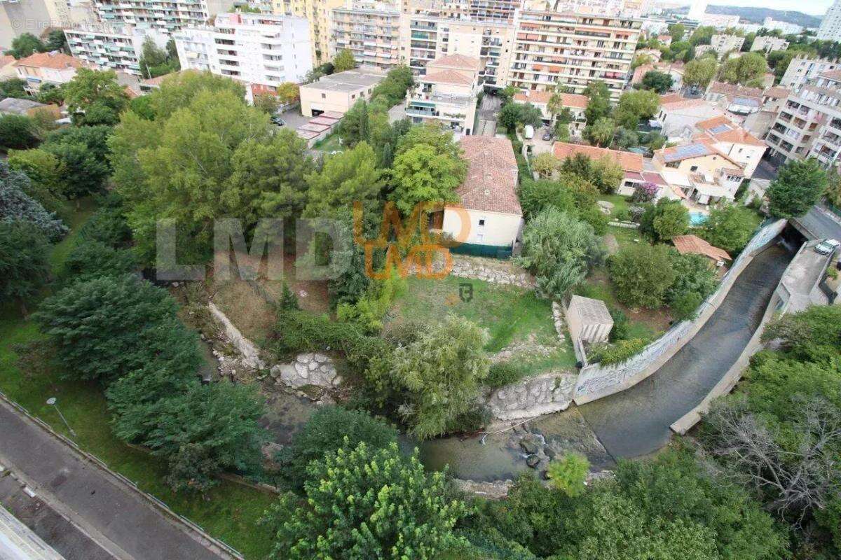 Appartement à MARSEILLE-13E