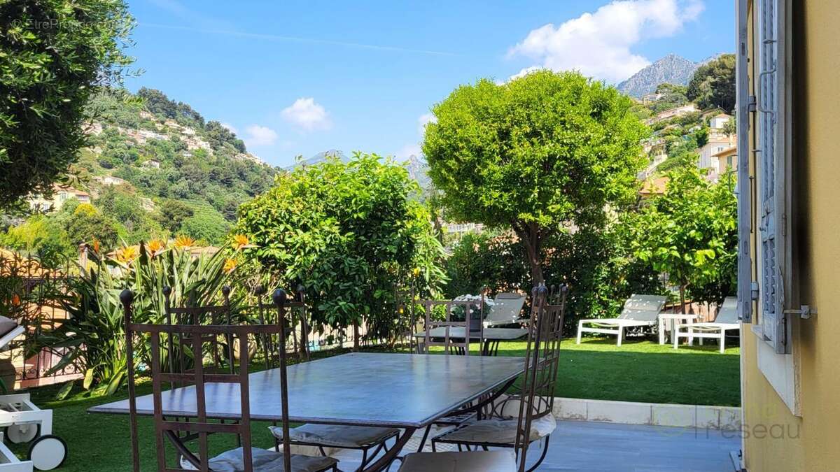 Appartement à MENTON