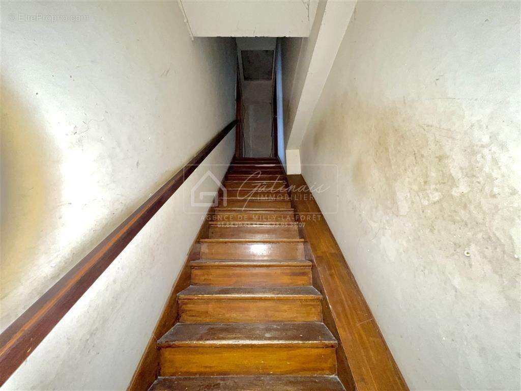 Maison à MILLY-LA-FORET