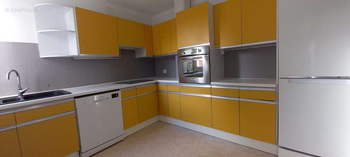 Maison à VAL-DE-REUIL