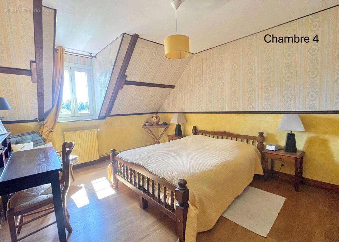 Maison à VARENNES-VAUZELLES