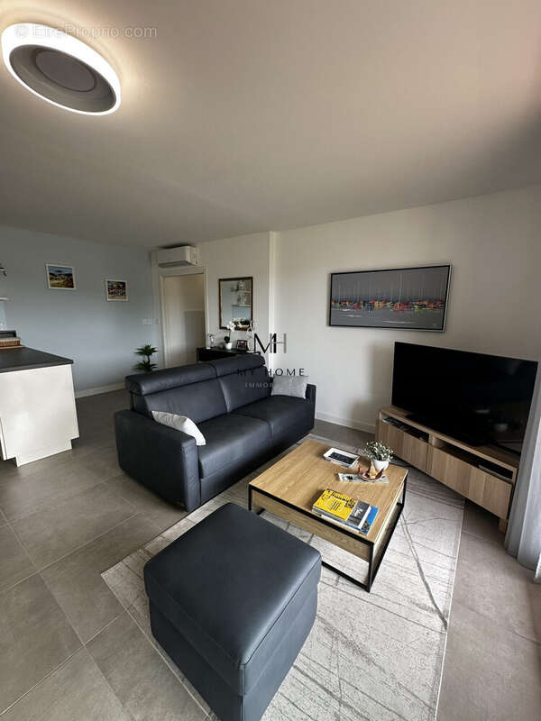 Salon  - Appartement à SAINTE-MAXIME
