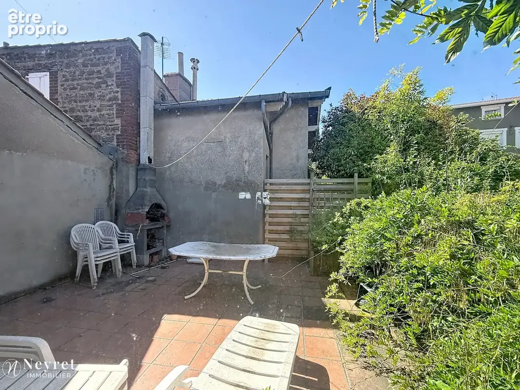 maison st genest  lerpt - photo 3
