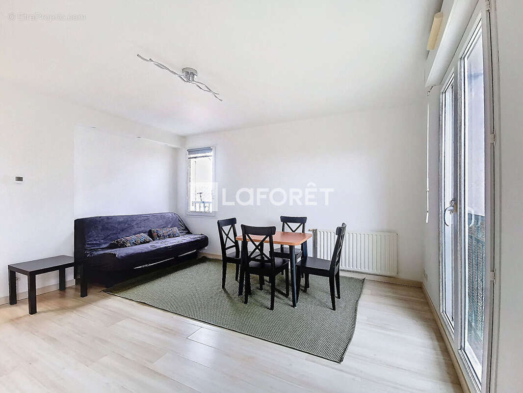 Appartement à MARLY-LA-VILLE