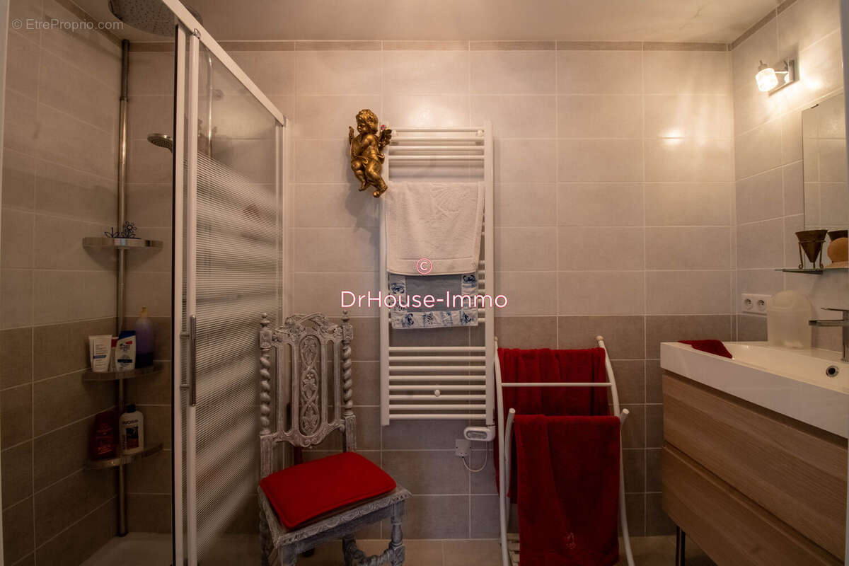 Maison 132 m² à Saint-Denis  - photo 13
