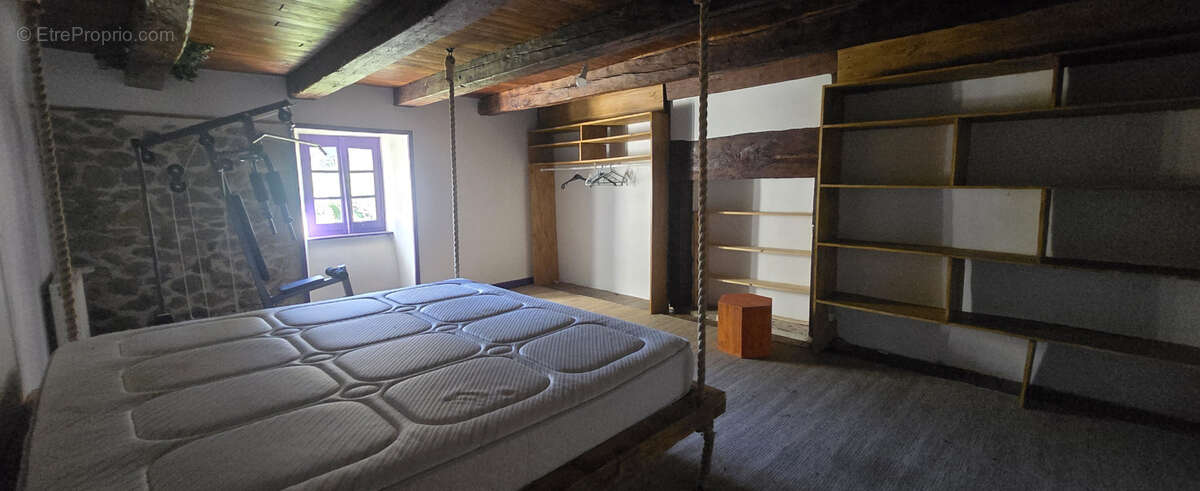 Maison à SAINT-BONNET-ELVERT