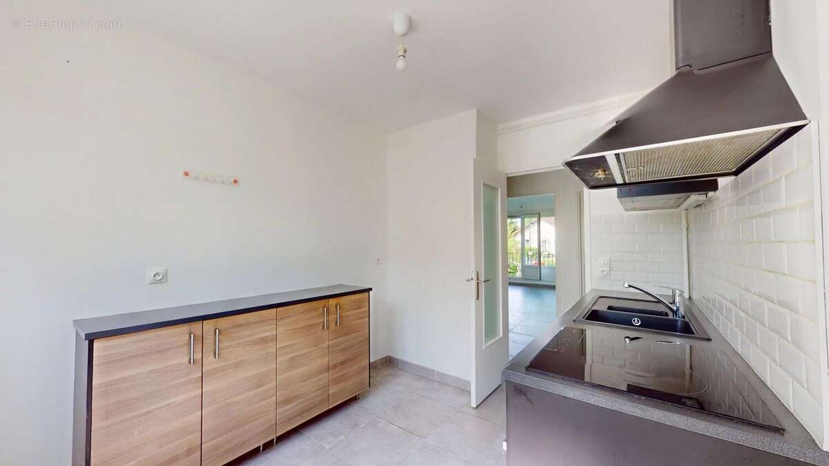 Appartement à LE PLESSIS-TREVISE