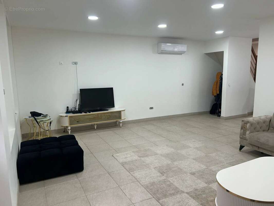 Maison à SELLES-SUR-CHER