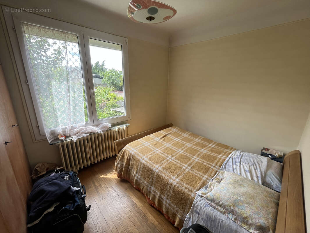 Maison à PARAY-VIEILLE-POSTE