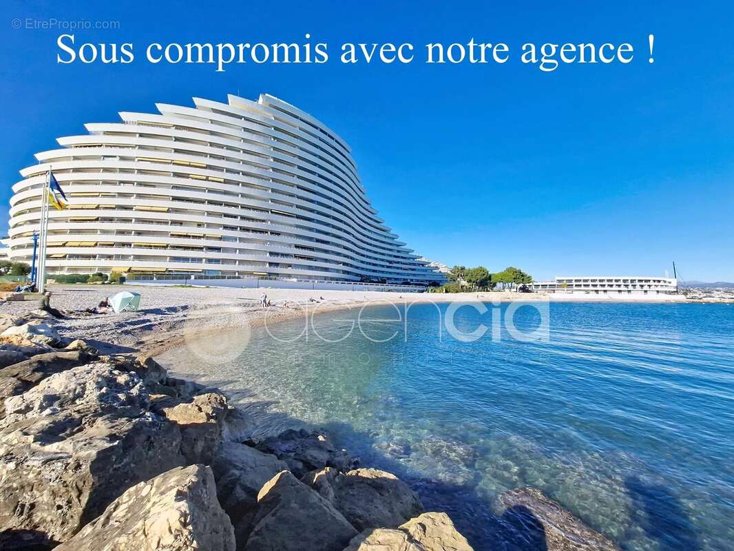 Appartement à VILLENEUVE-LOUBET