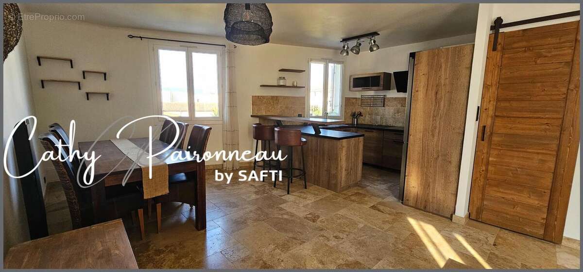 Photo 2 - Appartement à LE MUY