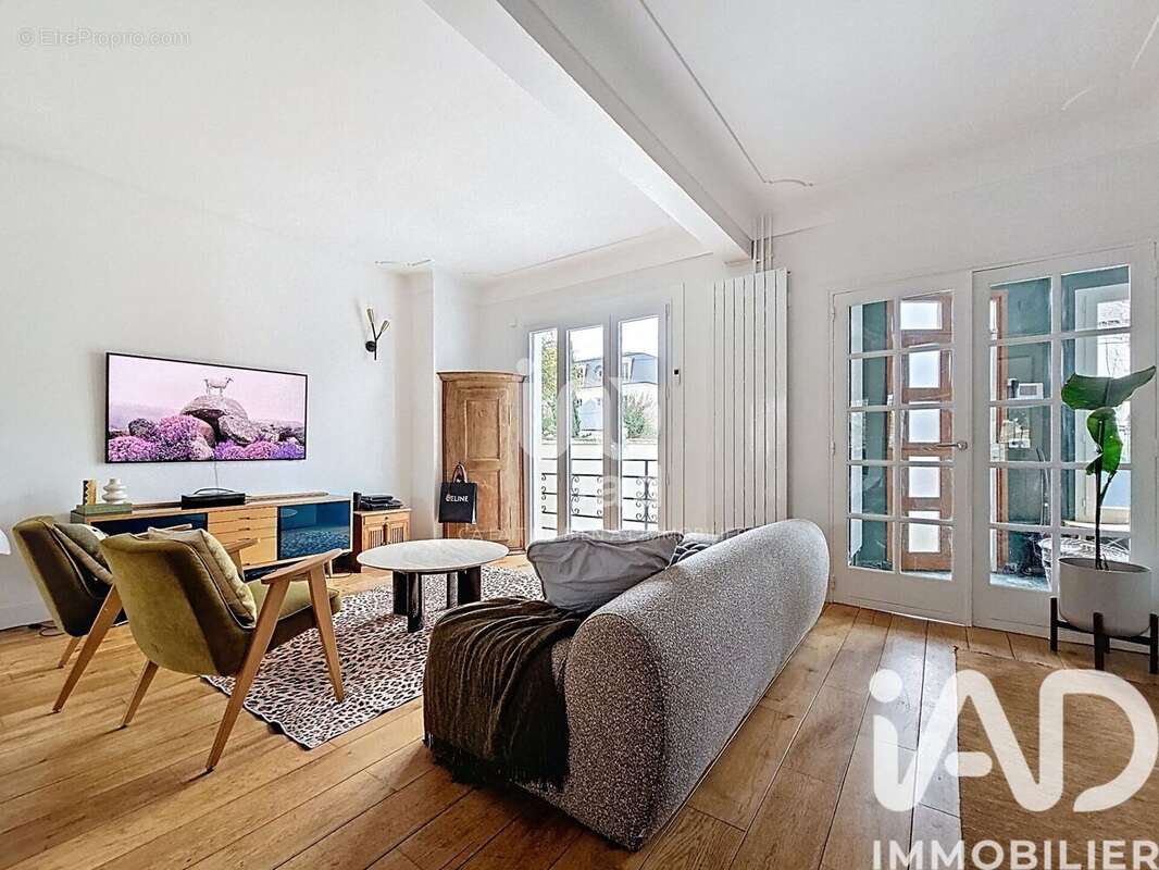 Photo 2 - Maison à SAINT-MAUR-DES-FOSSES